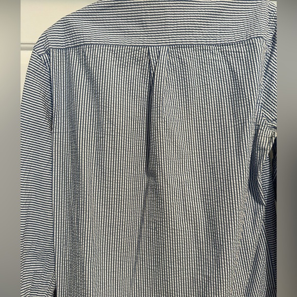 Searsucker Button Down - fun print - Picture 3 of 3